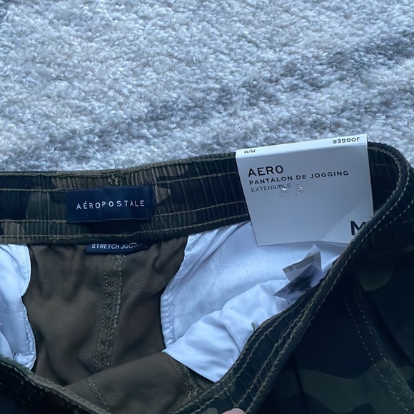 NWT- Aeropostale Camouflage Jogger with Stretch - Picture 5 of 7
